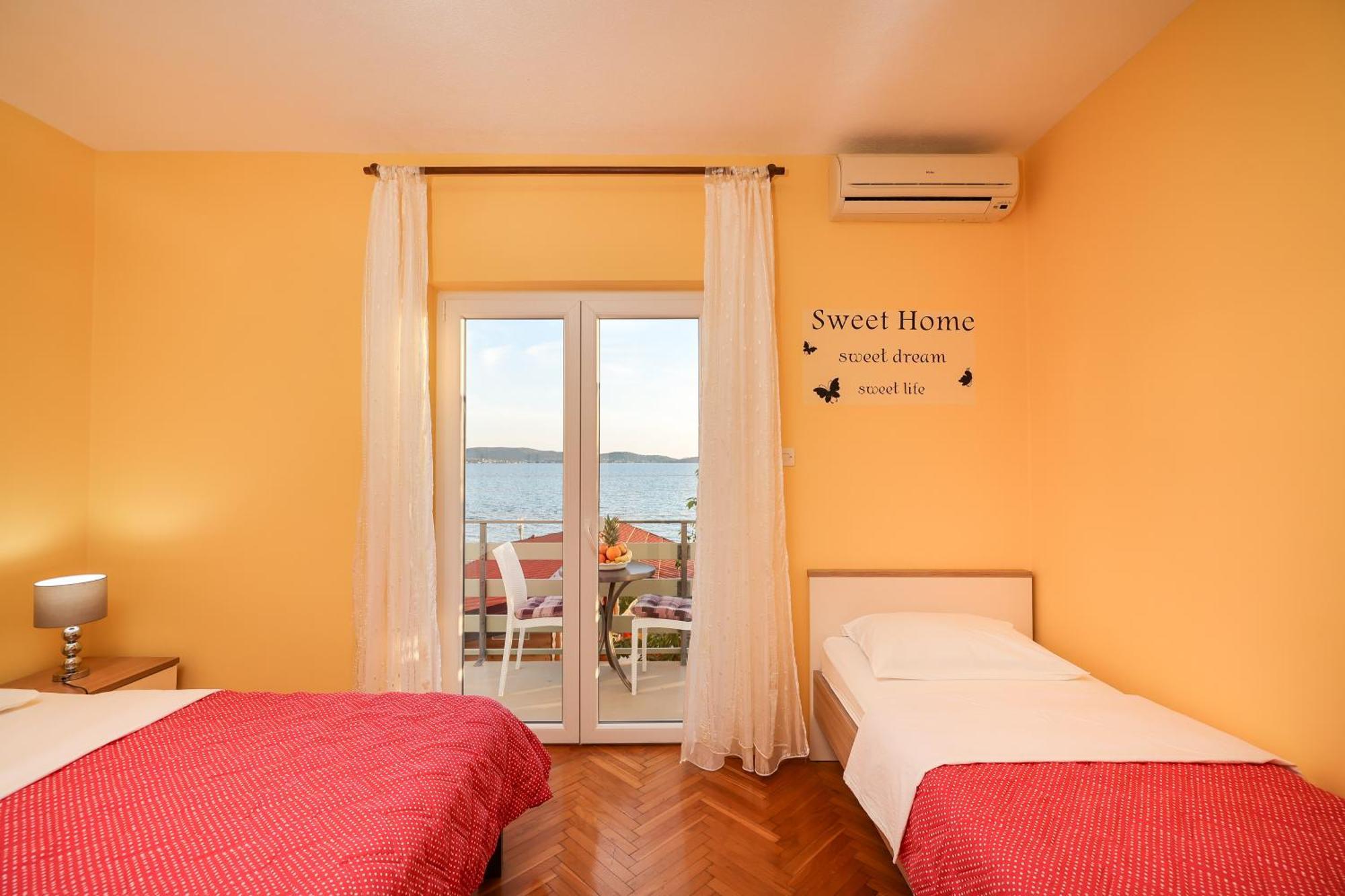 Apartments Children'S Paradise Sukošan Exteriér fotografie